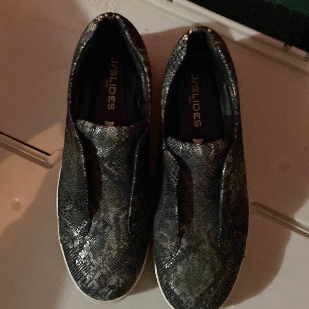 J/SLIDES NYC JSlides Noel Laceless Platform Sneaker